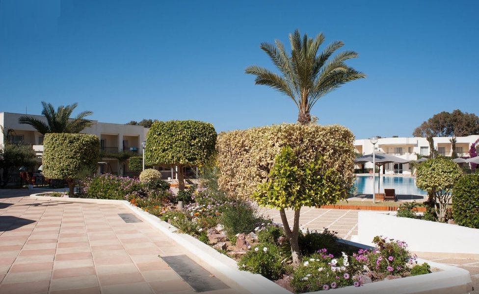 El Mouradi Gammarth Hotel Exterior photo Landscape architecture